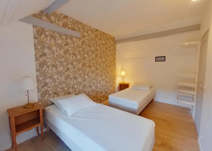 D'exception à - Charme Et Confort Pour 5 Personnes - Fr-1-541-168 Lésigny